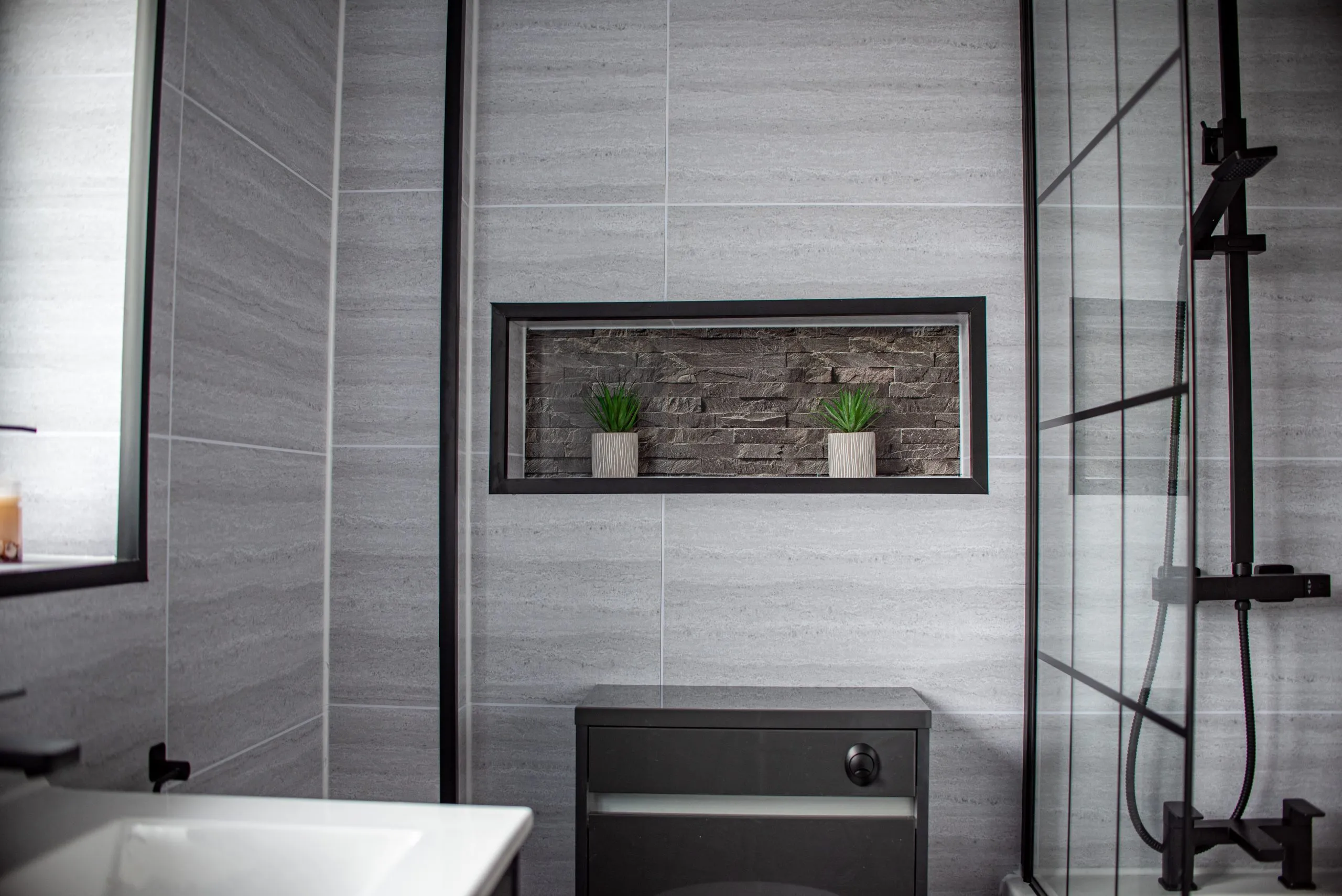 En-suite bathroom installation by DH1 Bathrooms in Durham — project 1