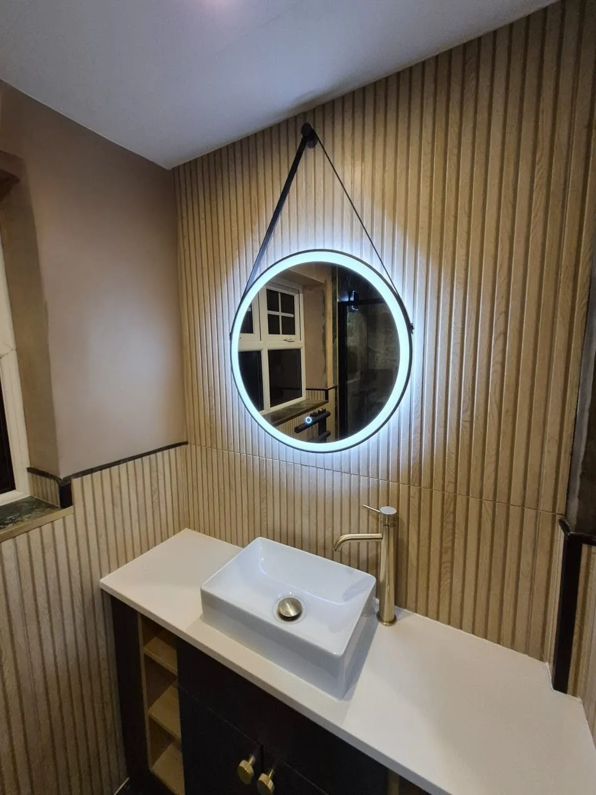 En-suite bathroom installation by DH1 Bathrooms in Durham — project 5