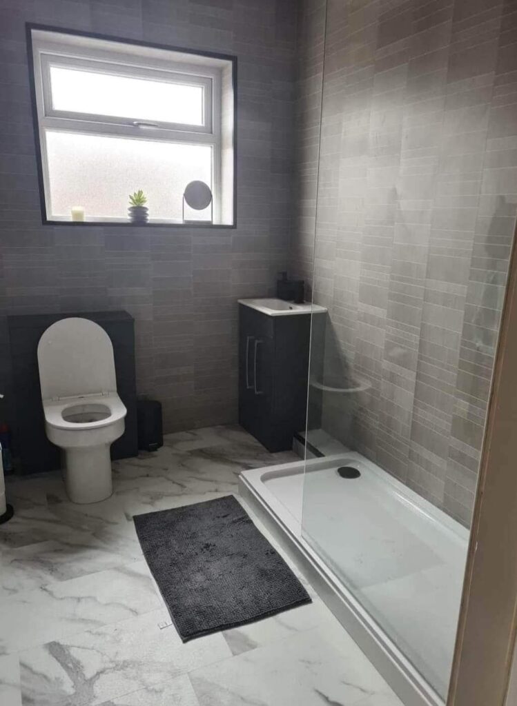 graphite-tile-cladding-callcatta-flooring-walk-in-shower
